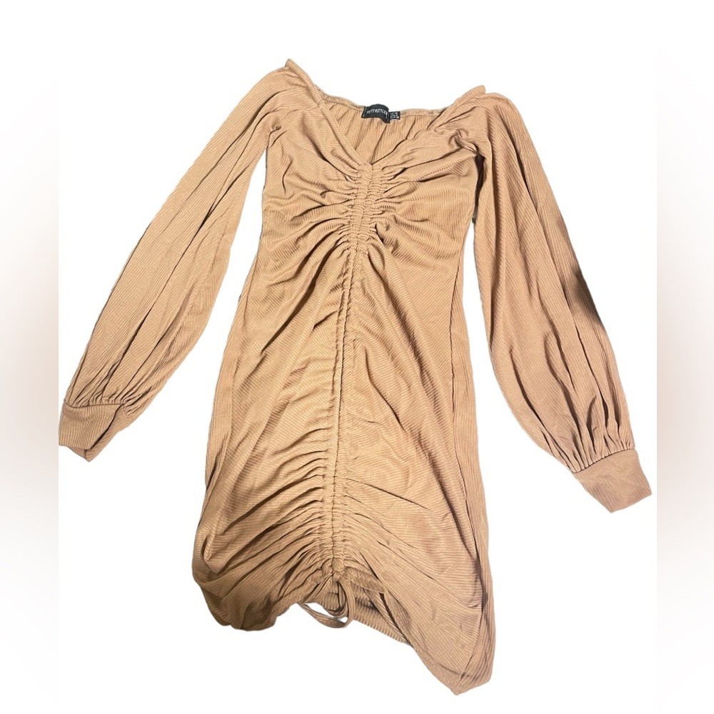 Off the shoulder, scrunched bodycon dress